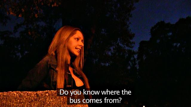 Блондинка с огромными сиськами ведётся на фейковый кастинг и мой член