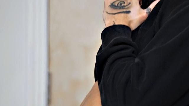 Raunchy bisexual with raven beauty