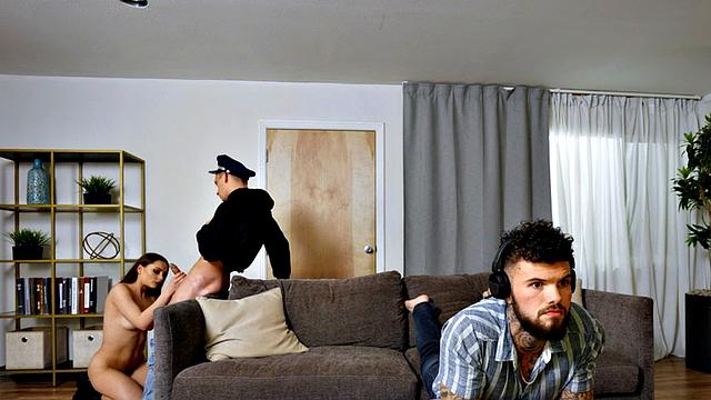 Raunchy bisexual with raven beauty