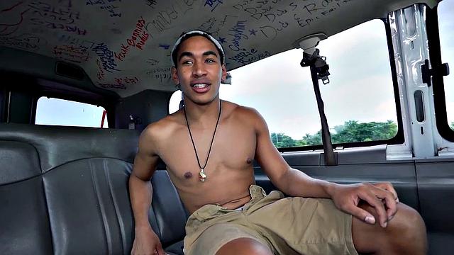 Pulled Black stud sucked by DILF in public outdoor van