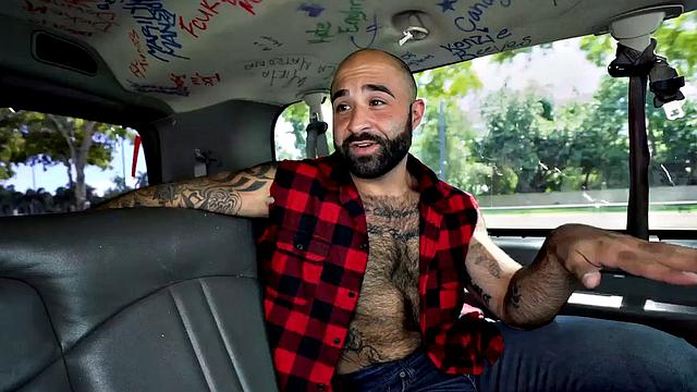 Pulled Black stud sucked by DILF in public outdoor van