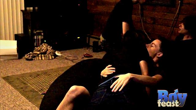 Trace Van de Kamp &amp;amp; Erik Tribold Group Orgy