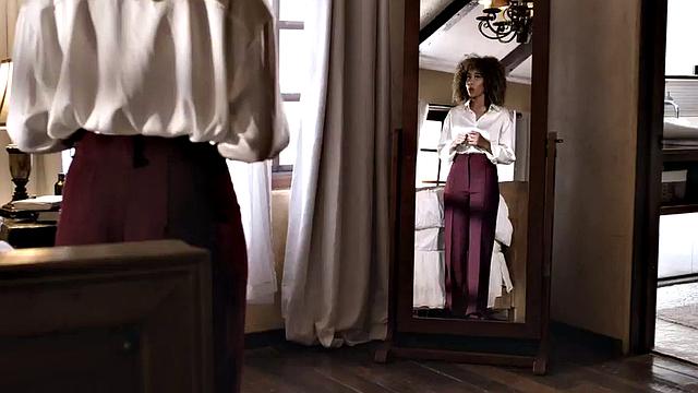 Seduced bae enjoys licking pussy before her turn