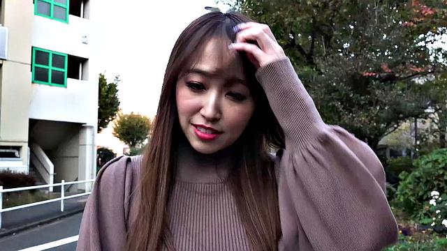 Naughty Reiko Katori is a girl looking to be a JAV model