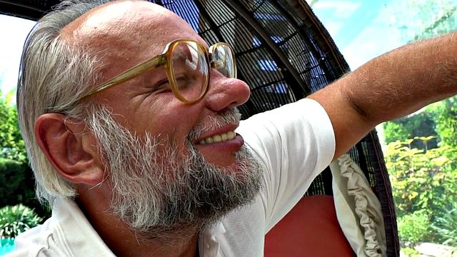 Babe sucking senior before riding dick in kinky couple