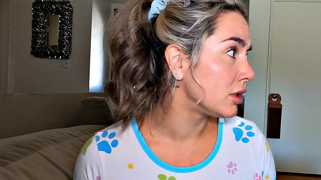 POV stepdaughter gets banged in wet twat by stepdad