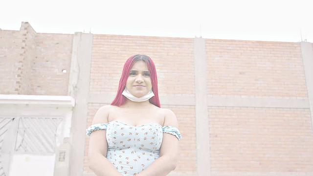Rosario's lactating boobs get caught as she gets drilled in denim jeans and high heels