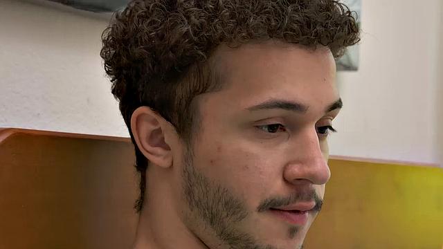 Sexy webcam Payton Preslee puts on a show for friend's brother