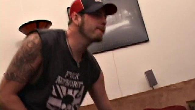 Pierced punk Elijah Mageddon goes to work on his cock. After stroking his stiff dick to the porn video, he pumps out his warm cum load onto the skateboard.