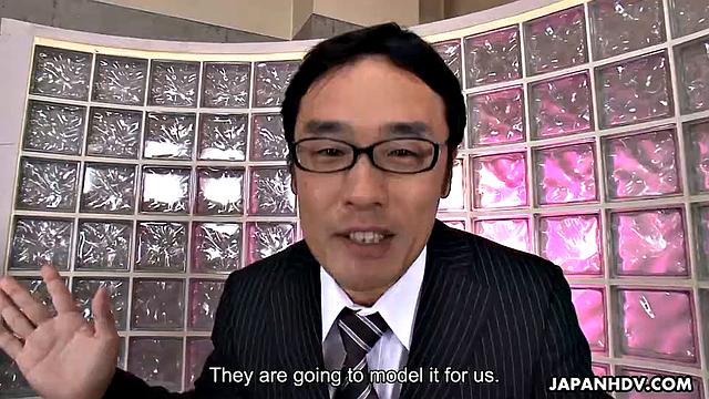 Yuri Aine and Yu Sakura group sex