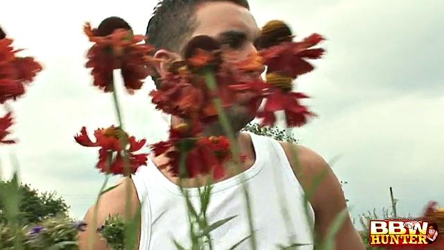 BBW Kirstyn Halborg has breasts