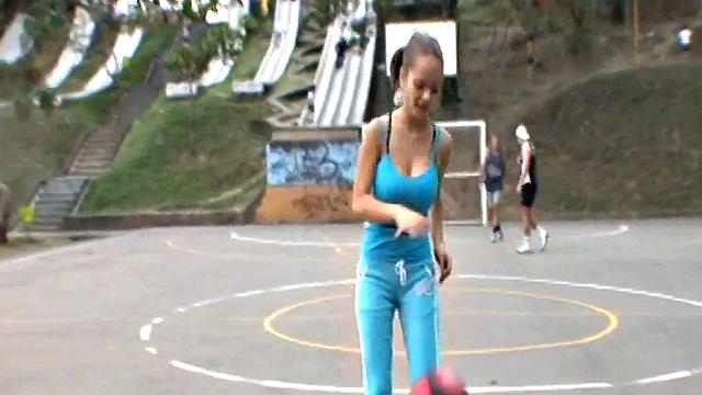 Busty cute teen plays on the court