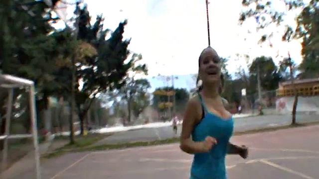 Busty cute teen plays on the court