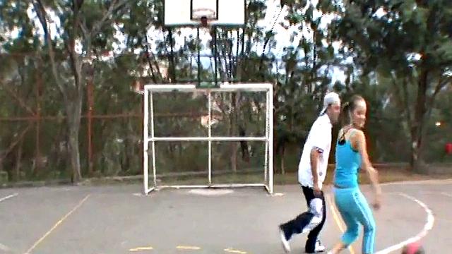 Busty cute teen plays on the court