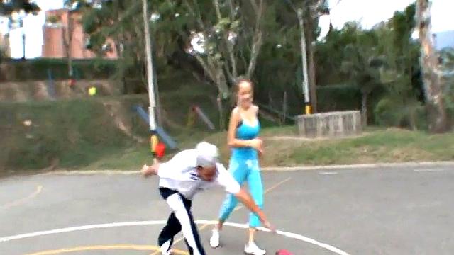 Busty cute teen plays on the court