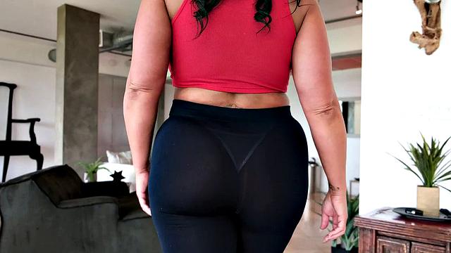 Kailani Kai: Big-titted Babe