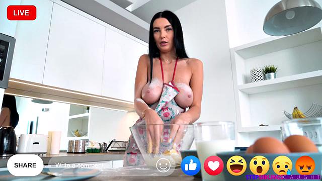 Giving My Stepbro My Muffin - S26:E8