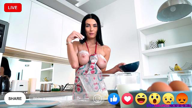 Giving My Stepbro My Muffin - S26:E8