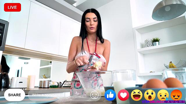 Giving My Stepbro My Muffin - S26:E8