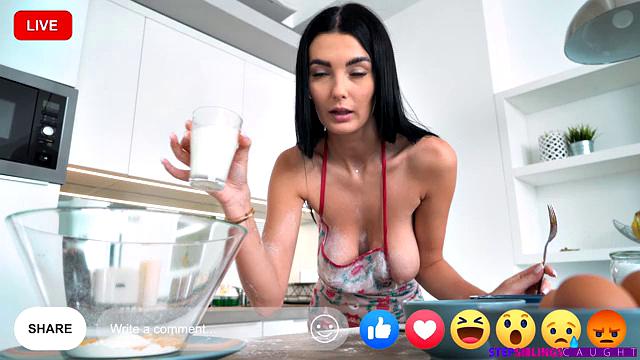 Giving My Stepbro My Muffin - S26:E8