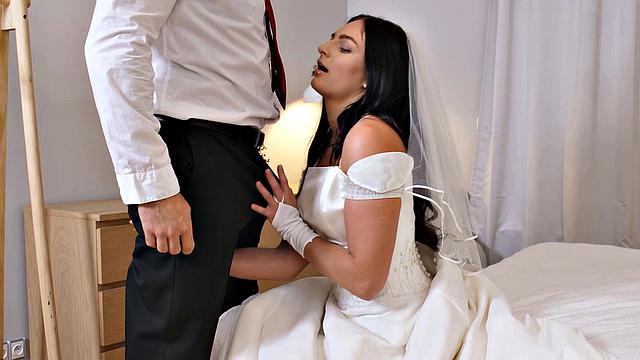 RIM4K. Czech wife in white lingerie gives groom a nice present: rimjob