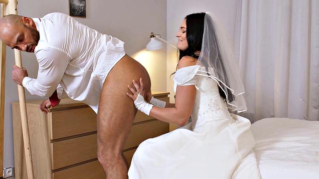 RIM4K. Czech wife in white lingerie gives groom a nice present: rimjob