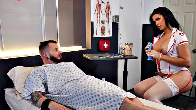 TS Latin MILF barebacked by patient after exam