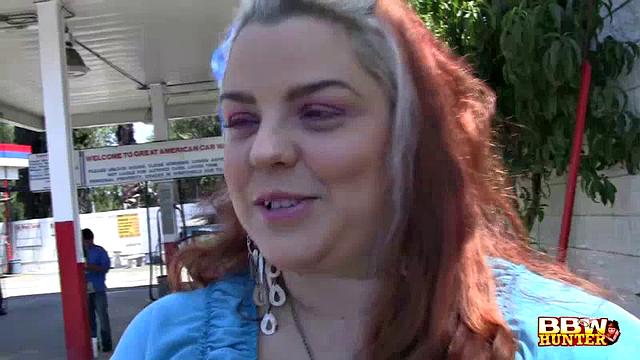 Pretty BBW Bella Screwing a Guy From Car Wash