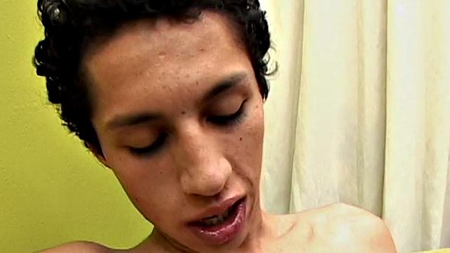 Real skinny Spanish twink gets assfucked by his BF