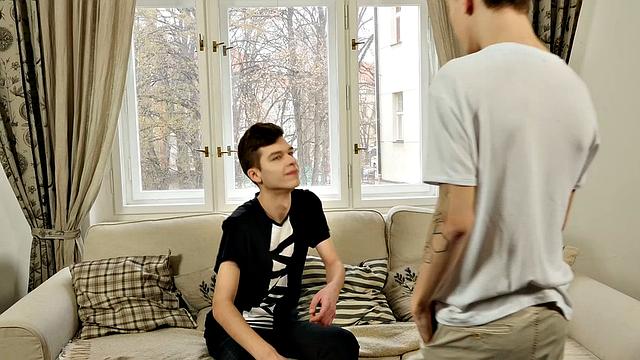 Axel Bolt Fucks Gregor Gilead