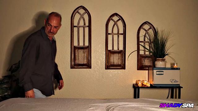 Shady Spa - Eva.