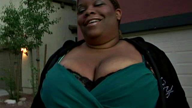 Black Plumper Loves the Cock