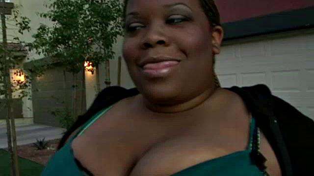 Black Plumper Loves the Cock