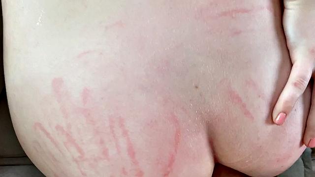 19yo anal slut closeup fucked by BF after kissing