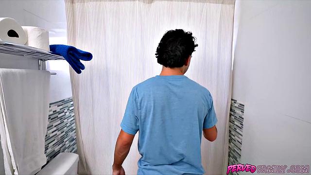 Fucking my tight stepsis was a fantasy!