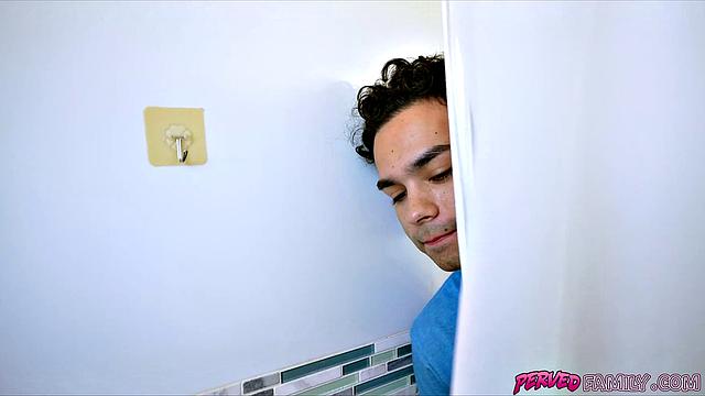 Fucking my tight stepsis was a fantasy!