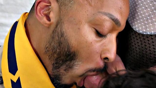 Bisex IR babe pussydrilled in cosplay 3some after rimjob