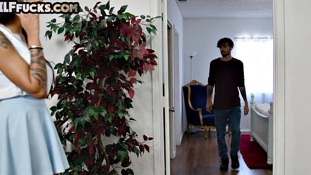 Cockhungry GILF shares cock with ebony babe in kitchen