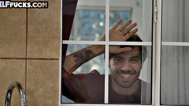 Cockhungry GILF shares cock with ebony babe in kitchen