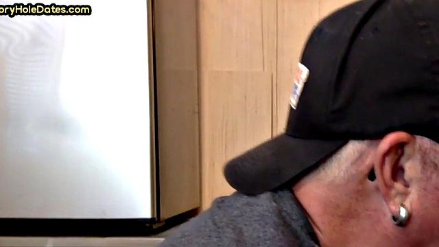 Homemade gloryhole DILF gets nailed in closeup