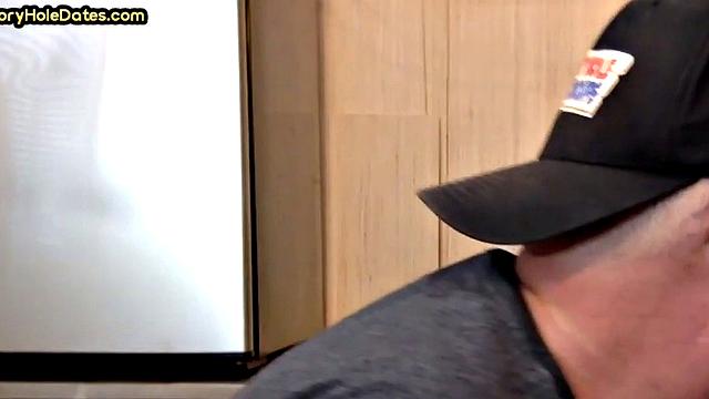 Homemade gloryhole DILF gets nailed in closeup