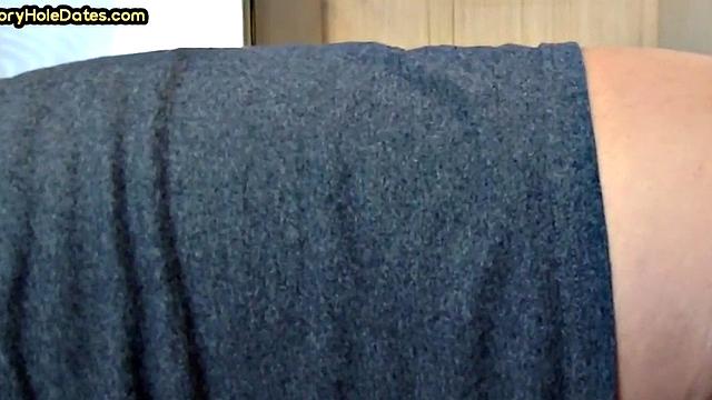 Homemade gloryhole DILF gets nailed in closeup