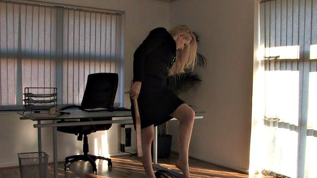 Whipping CFNM Domina Trampling Sub in Office