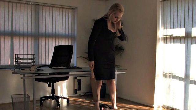 Whipping CFNM Domina Trampling Sub in Office