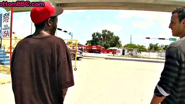 Cockriding black thug picked up and ass-fucked for cash