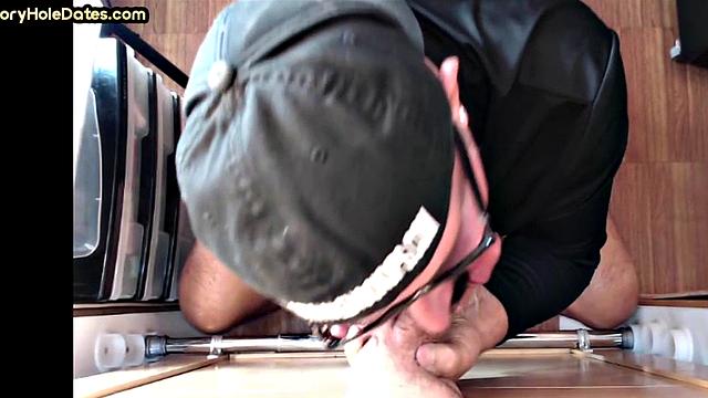 Gloryhole DILF eats cum after sucking cock in private vid