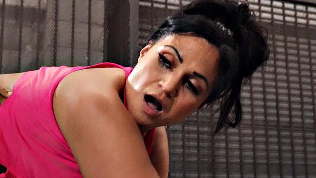 Lucky short guy IR fucks MILF in gym after throating