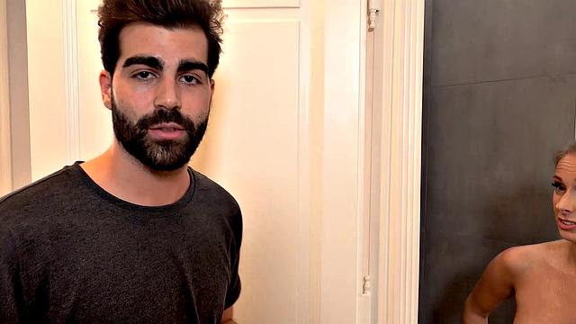 HUNT4K. Smart hunter manages to fuck new dazzling GF after shower