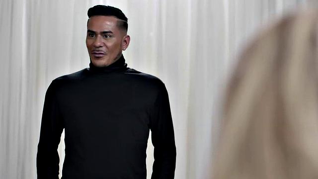 Bisexuals enjoy pounding busty MILF in threesome fucking