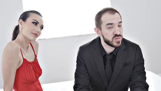 See Peter King in Action